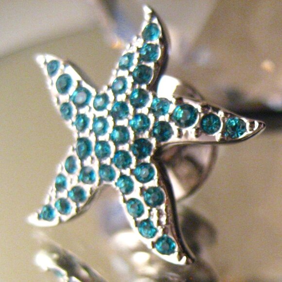 🇦🇹 SWAROVSKI Starfish Tack Pin Brooch - Picture 2 of 5